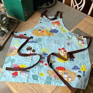 NWOT Blue Q  “I’ve got a Crush on your cooking” Vintage looking fabric Apron